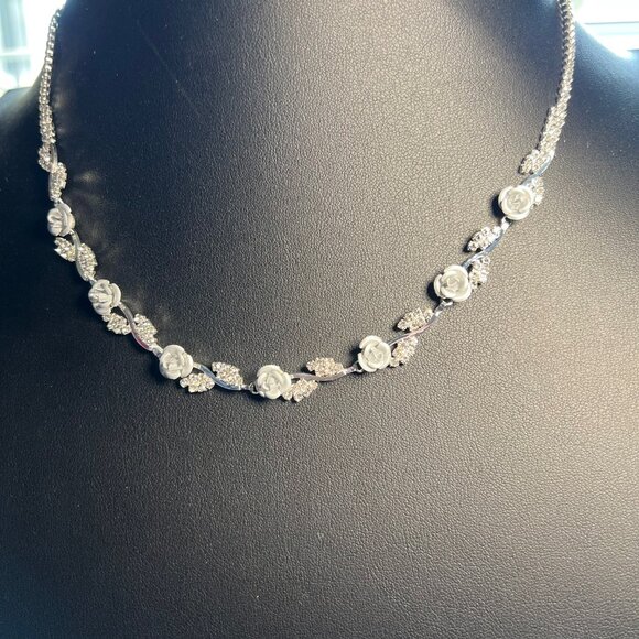 Grey Rose and Crystal Necklace and Earring Set 18K White Gold Plated - Picture 1 of 2
